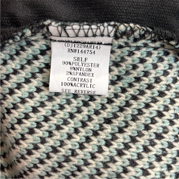 DAVI & DANI Dual Fabric Button Up Jacket W/Drawstring Waist Aztec Print on Back - Picture 12 of 12